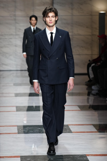Fotoservizio/FW 23-24/MEN/SFILATA/GIORGIO ARMANI/DP2/51