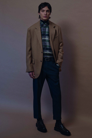 Fotoservizio/FW 23-24/MEN/PRESENTAZIONE/CORNELIANI/DP2/7