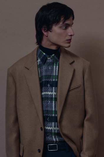 Fotoservizio/FW 23-24/MEN/PRESENTAZIONE/CORNELIANI/DP2/8