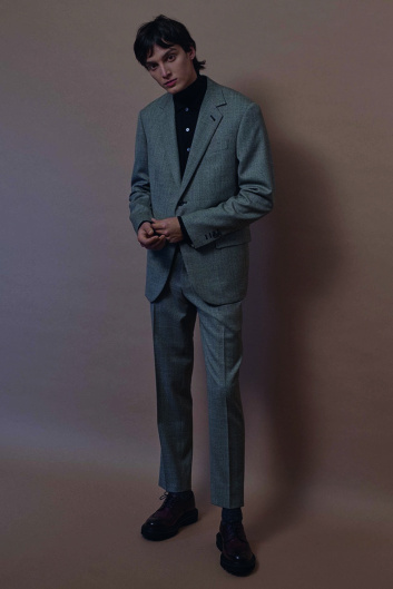 Fotoservizio/FW 23-24/MEN/PRESENTAZIONE/CORNELIANI/DP2/13
