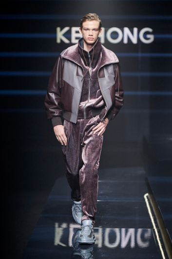 Fotoservizio/FW 23-24/MEN/PRESENTAZIONE/KB HONG/DP2/30