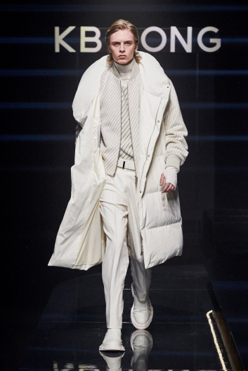 Fotoservizio/FW 23-24/MEN/PRESENTAZIONE/KB HONG/DP2/43