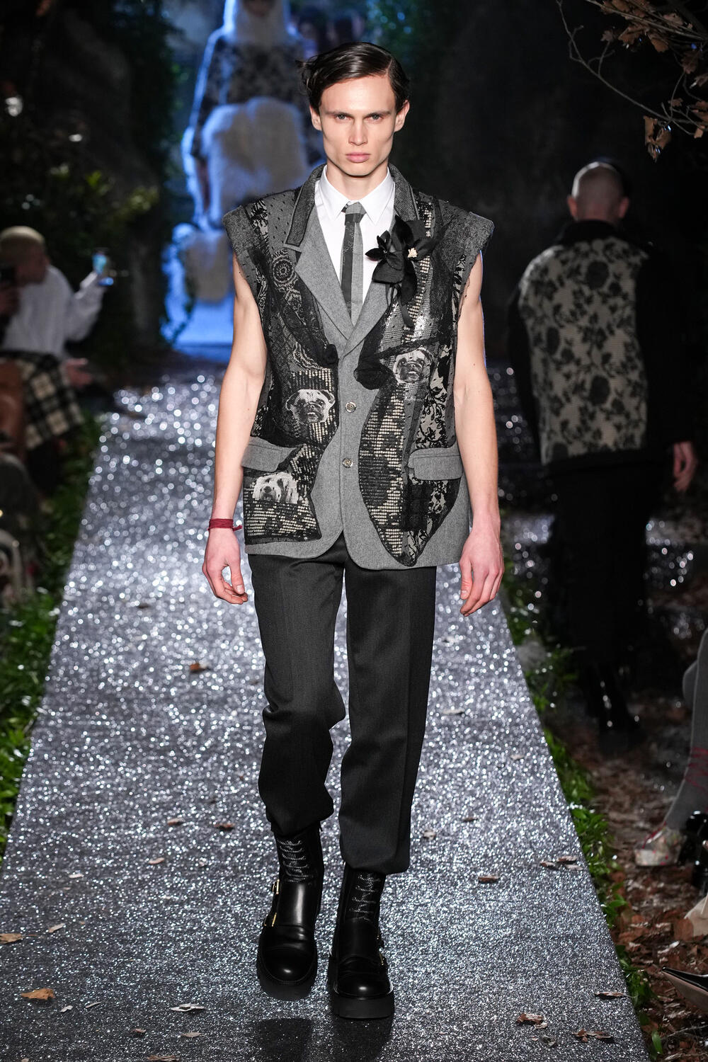 Fotoservizio/FW 23-24/WOMEN/SFILATA/ANTONIO MARRAS/DP2/3