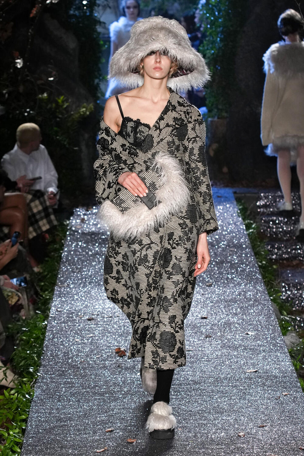 Fotoservizio/FW 23-24/WOMEN/SFILATA/ANTONIO MARRAS/DP2/7