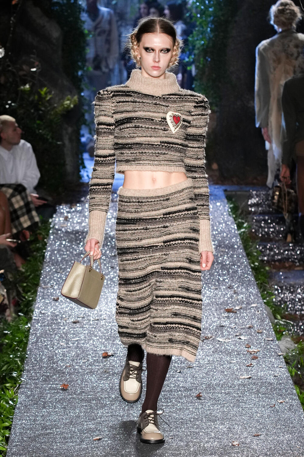 Fotoservizio/FW 23-24/WOMEN/SFILATA/ANTONIO MARRAS/DP2/19
