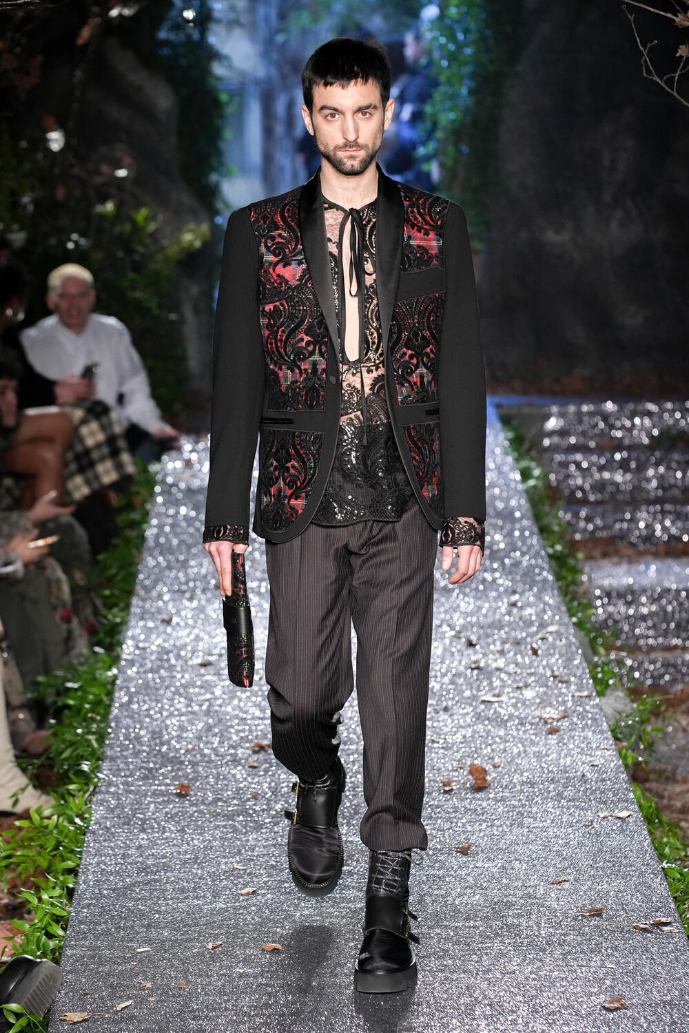 Fotoservizio/FW 23-24/WOMEN/SFILATA/ANTONIO MARRAS/DP2/21