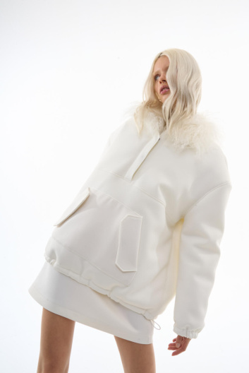 Fotoservizio/FW 23-24/WOMEN/PRESENTAZIONE/SIMONETTA RAVIZZA/DP2/11