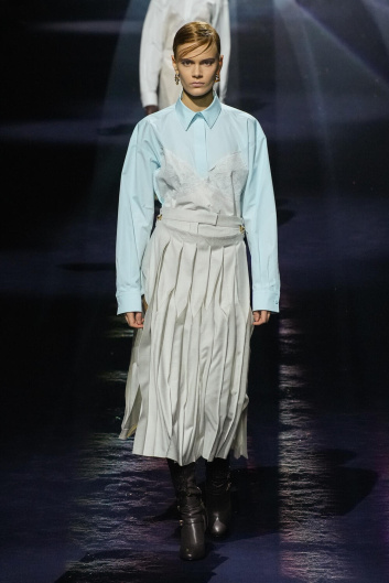 Fotoservizio/FW 23-24/WOMEN/SFILATA/FENDI/DP2/13