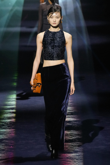 Fotoservizio/FW 23-24/WOMEN/SFILATA/FENDI/DP2/24
