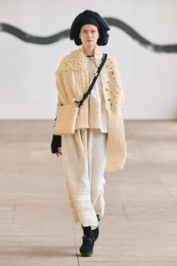 Fotoservizio/FW 23-24/WOMEN/SFILATA/DANIELA GREGIS/DP2/10