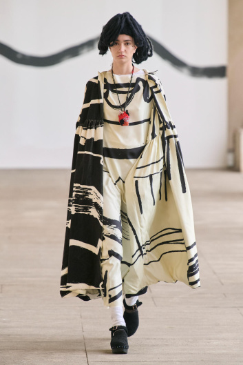 Fotoservizio/FW 23-24/WOMEN/SFILATA/DANIELA GREGIS/DP2/40