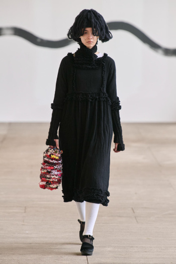 Fotoservizio/FW 23-24/WOMEN/SFILATA/DANIELA GREGIS/DP2/36