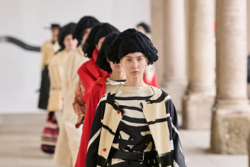 Fotoservizio/FW 23-24/WOMEN/SFILATA/DANIELA GREGIS/DP2/81