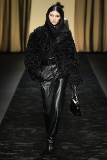 Fotoservizio/FW 23-24/WOMEN/SFILATA/ALBERTA FERRETTI/DP2/5