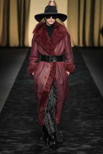 Fotoservizio/FW 23-24/WOMEN/SFILATA/ALBERTA FERRETTI/DP2/7
