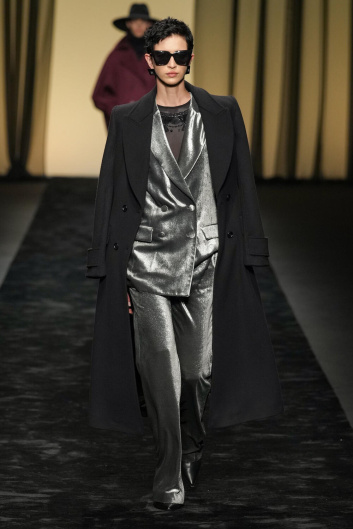 Fotoservizio/FW 23-24/WOMEN/SFILATA/ALBERTA FERRETTI/DP2/0
