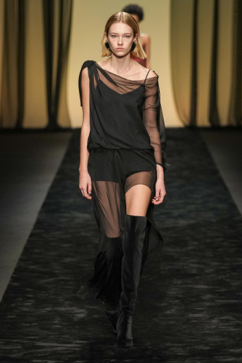 Fotoservizio/FW 23-24/WOMEN/SFILATA/ALBERTA FERRETTI/DP2/7