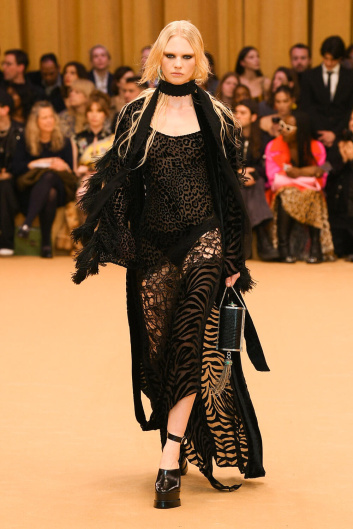 Fotoservizio/FW 23-24/WOMEN/SFILATA/ROBERTO CAVALLI/DP2/22
