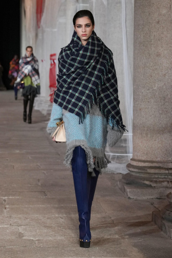 Fotoservizio/FW 23-24/WOMEN/SFILATA/ETRO/DP2/0