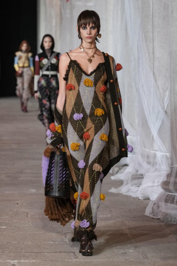 Fotoservizio/FW 23-24/WOMEN/SFILATA/ETRO/DP2/6