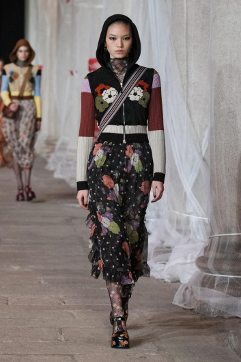 Fotoservizio/FW 23-24/WOMEN/SFILATA/ETRO/DP2/7