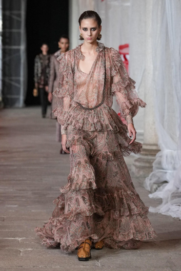 Fotoservizio/FW 23-24/WOMEN/SFILATA/ETRO/DP2/14