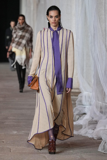 Fotoservizio/FW 23-24/WOMEN/SFILATA/ETRO/DP2/26