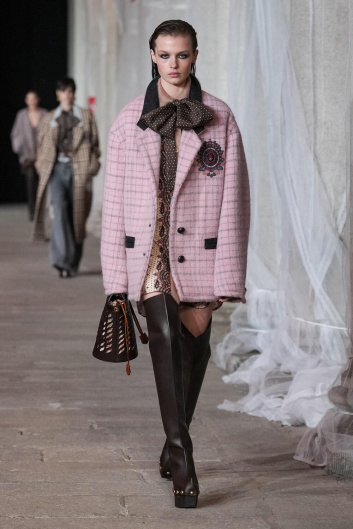 Fotoservizio/FW 23-24/WOMEN/SFILATA/ETRO/DP2/31
