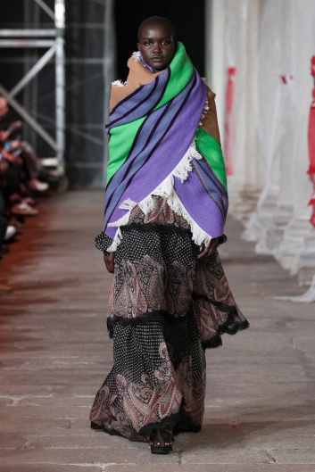 Fotoservizio/FW 23-24/WOMEN/SFILATA/ETRO/DP2/47