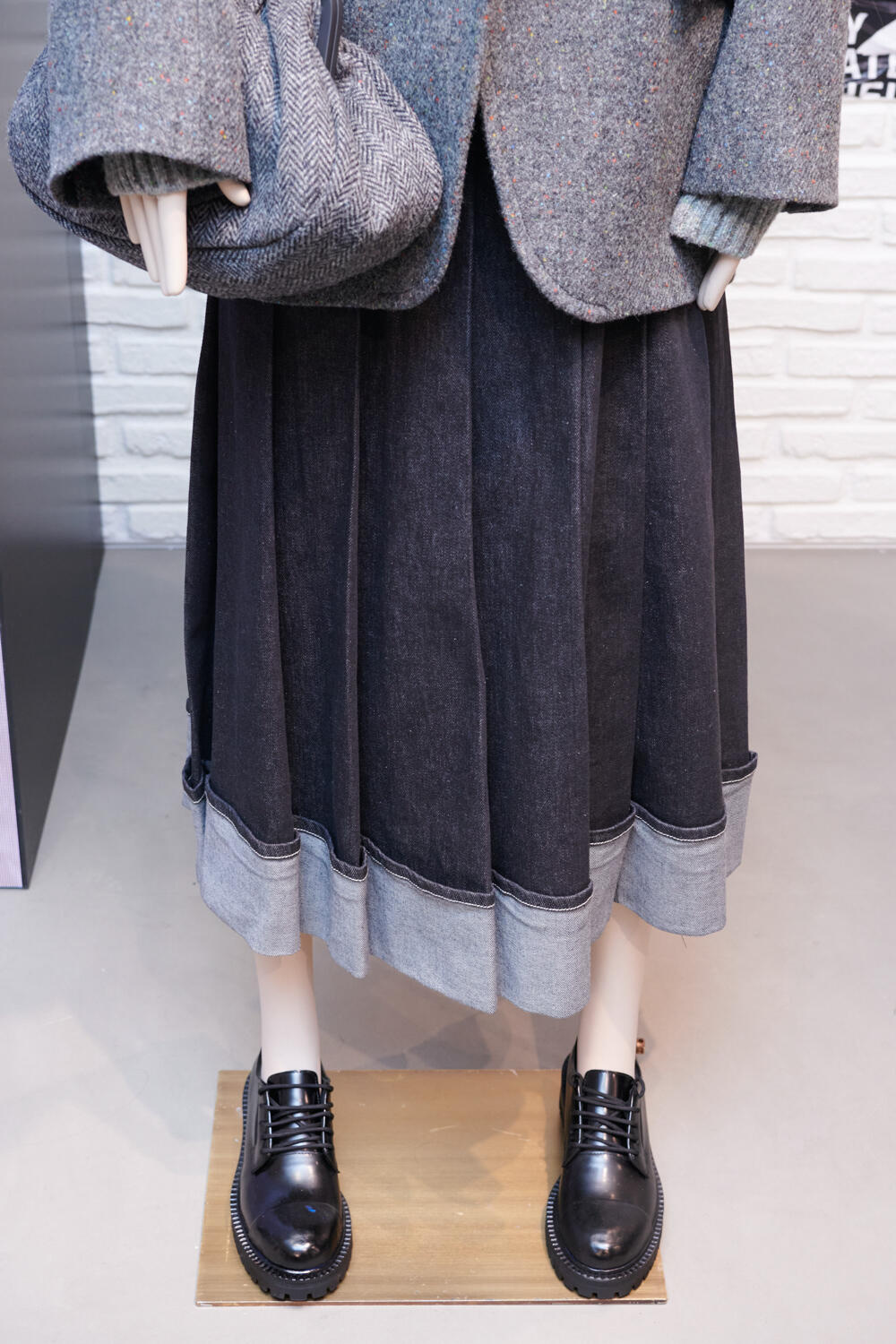 WEEKEND MAX MARA WITH KATE PHELAN WOMEN FW 23-24 - Foto #15