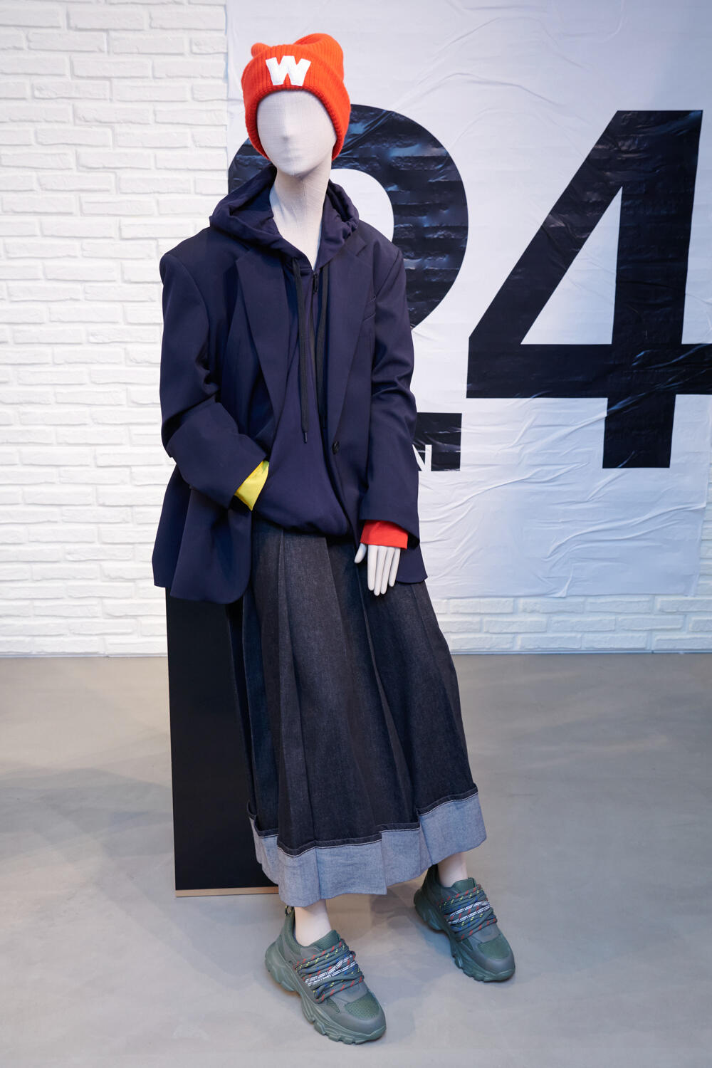 WEEKEND MAX MARA WITH KATE PHELAN WOMEN FW 23-24 - Foto #7