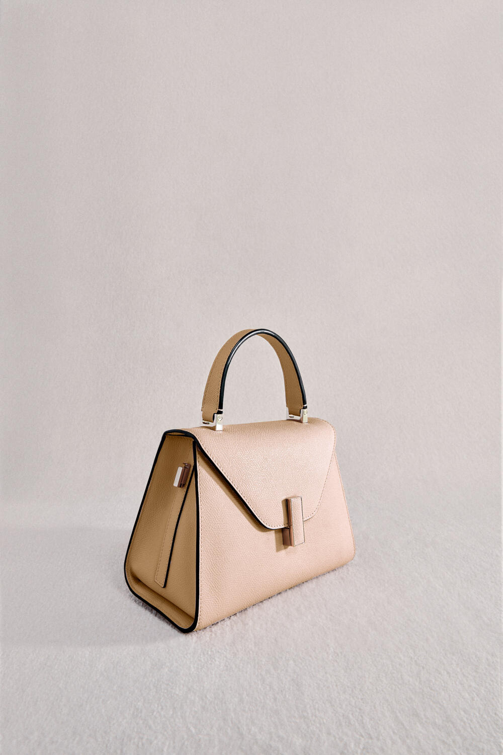 VALEXTRA WOMEN FW 23-24 - Foto #8