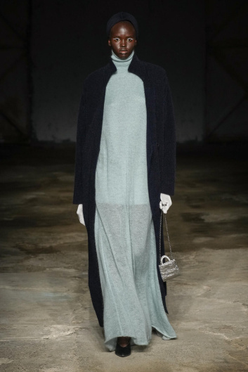 Fotoservizio/FW 23-24/WOMEN/SFILATA/ANTEPRIMA/DP2/9