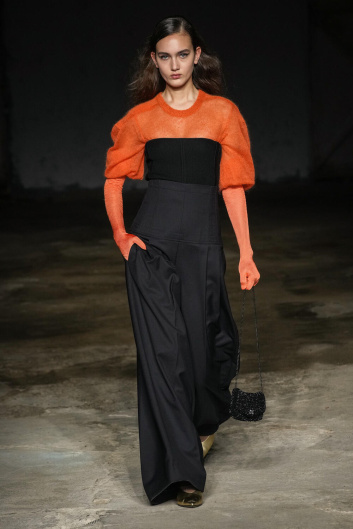 Fotoservizio/FW 23-24/WOMEN/SFILATA/ANTEPRIMA/DP2/19
