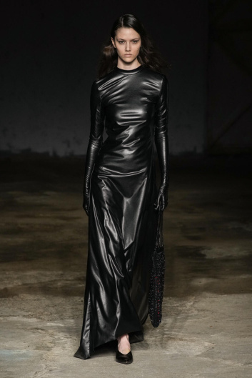 Fotoservizio/FW 23-24/WOMEN/SFILATA/ANTEPRIMA/DP2/9