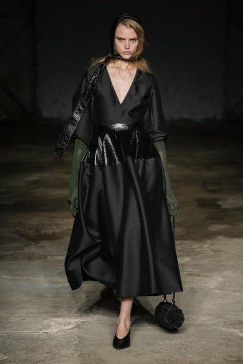 Fotoservizio/FW 23-24/WOMEN/SFILATA/ANTEPRIMA/DP2/10