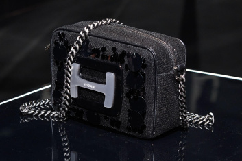 Fotoservizio/FW 23-24/WOMEN/PRESENTAZIONE/HOGAN/DP2/6
