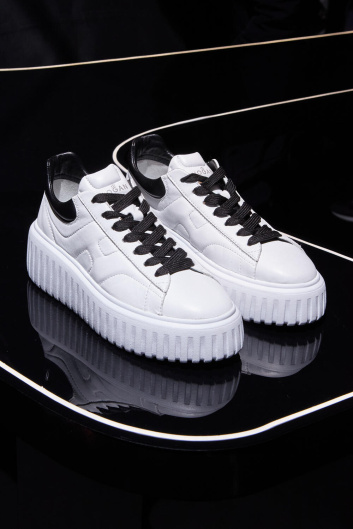 Fotoservizio/FW 23-24/WOMEN/PRESENTAZIONE/HOGAN/DP2/0
