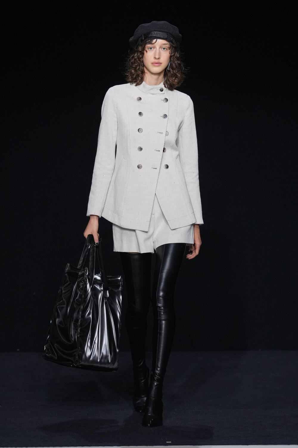 EMPORIO ARMANI WOMEN FW 23-24 - Foto #0