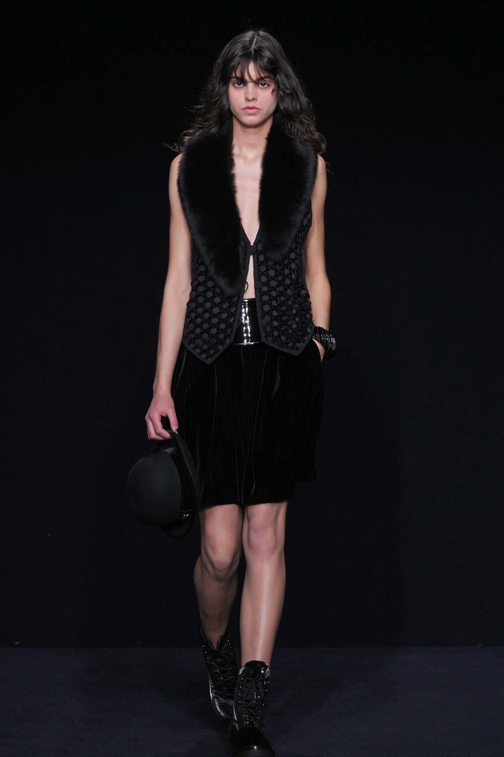 EMPORIO ARMANI WOMEN FW 23-24 - Foto #5
