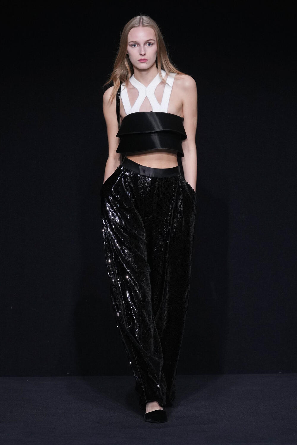 EMPORIO ARMANI WOMEN FW 23-24 - Foto #53