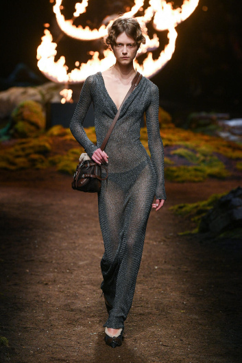 Fotoservizio/FW 23-24/WOMEN/SFILATA/BLUMARINE/DP2/4