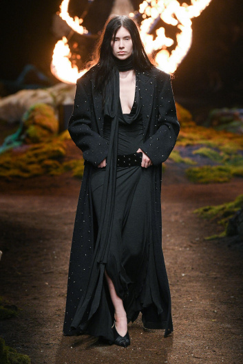 Fotoservizio/FW 23-24/WOMEN/SFILATA/BLUMARINE/DP2/5