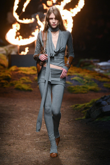 Fotoservizio/FW 23-24/WOMEN/SFILATA/BLUMARINE/DP2/6