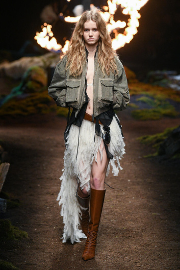 Fotoservizio/FW 23-24/WOMEN/SFILATA/BLUMARINE/DP2/20