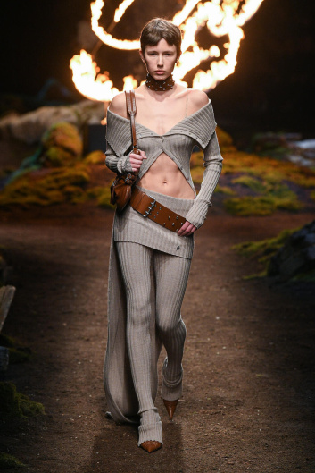 Fotoservizio/FW 23-24/WOMEN/SFILATA/BLUMARINE/DP2/12