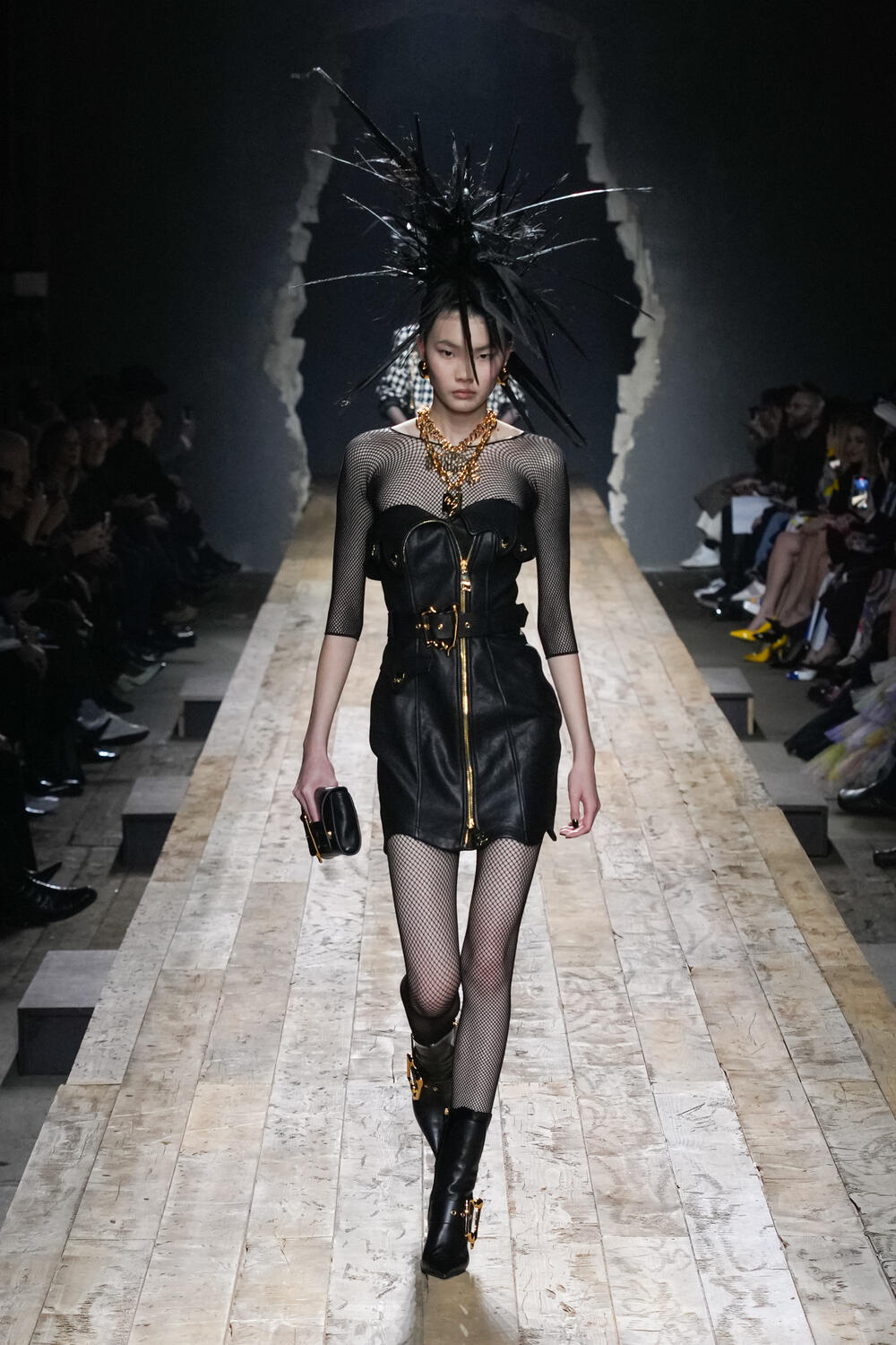 MOSCHINO WOMEN FW 23-24 - Foto #4