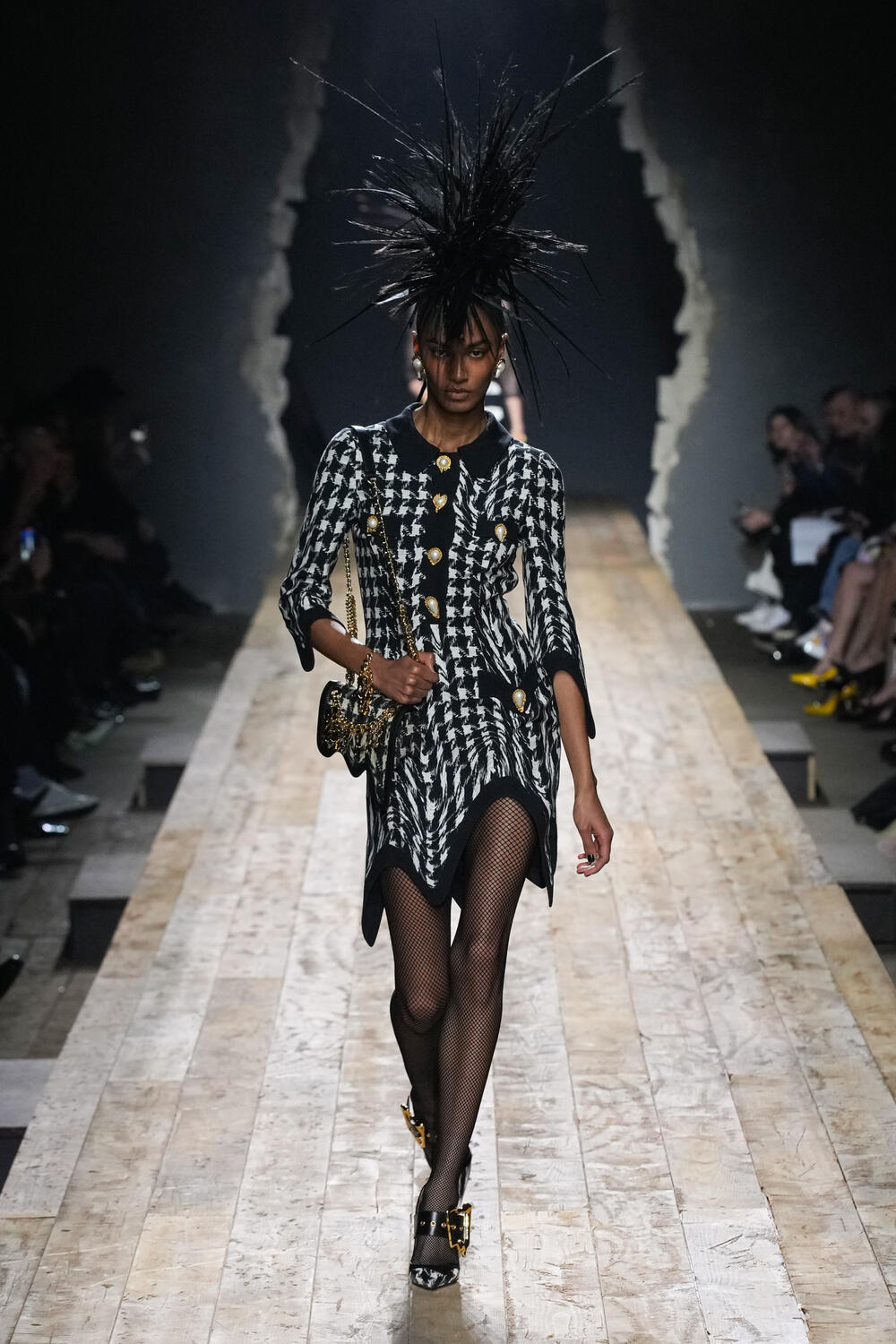 MOSCHINO WOMEN FW 23-24 - Foto #0
