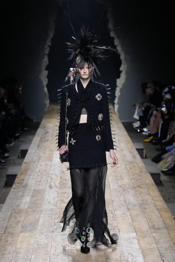 Fotoservizio/FW 23-24/WOMEN/SFILATA/MOSCHINO/DP2/22