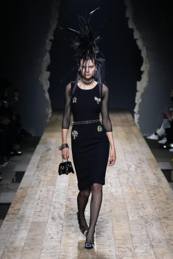 Fotoservizio/FW 23-24/WOMEN/SFILATA/MOSCHINO/DP2/26